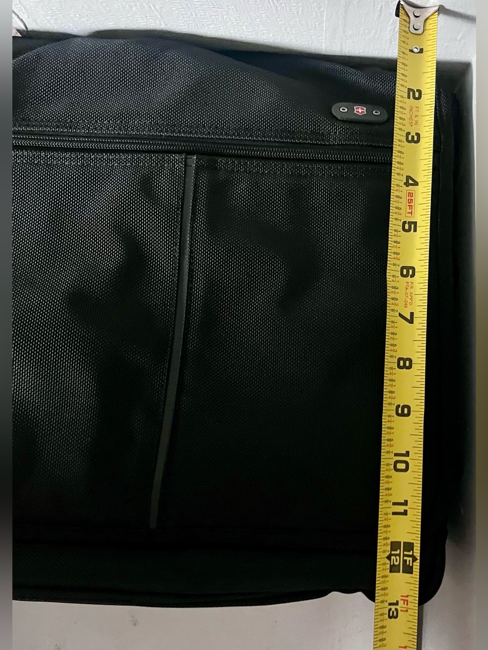 Victorinox by Swiss Army Black Crossbody Messenger Brief Bag Adjustable Strap - Picture 12 of 14